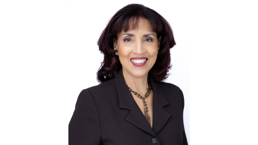 Marion Gross headshot