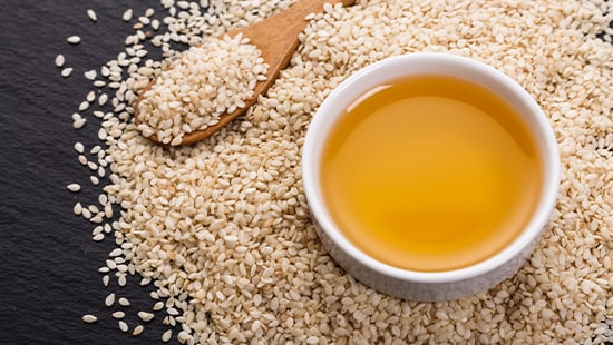 sesame seeds and sesame oil
