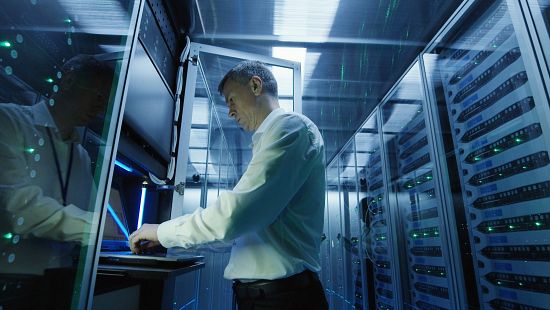 Solutions for the Data Center Industry | Market | Ecolab